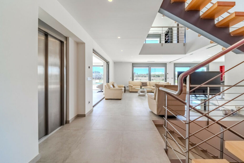 Detached Villa La Marina Alicante - image 35