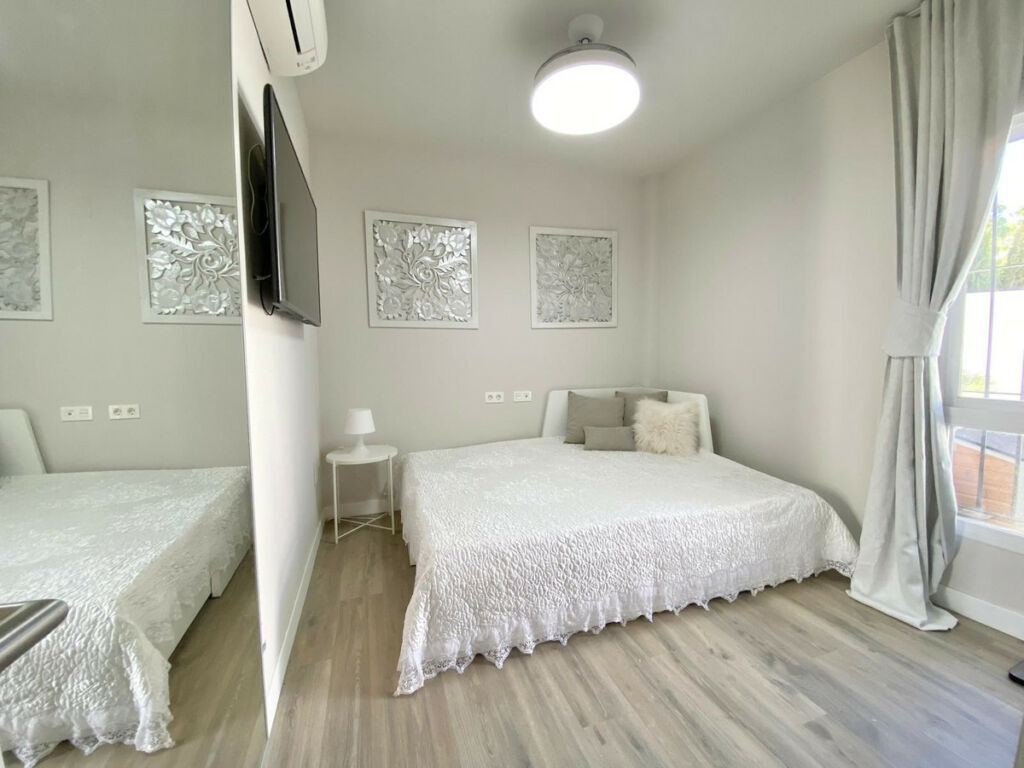 Semi-Detached House Fuengirola Málaga - image 35