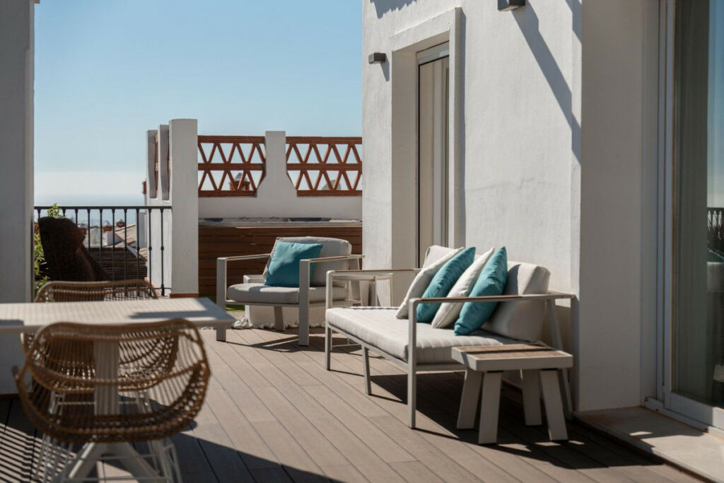 Penthouse Calahonda Málaga - image 36