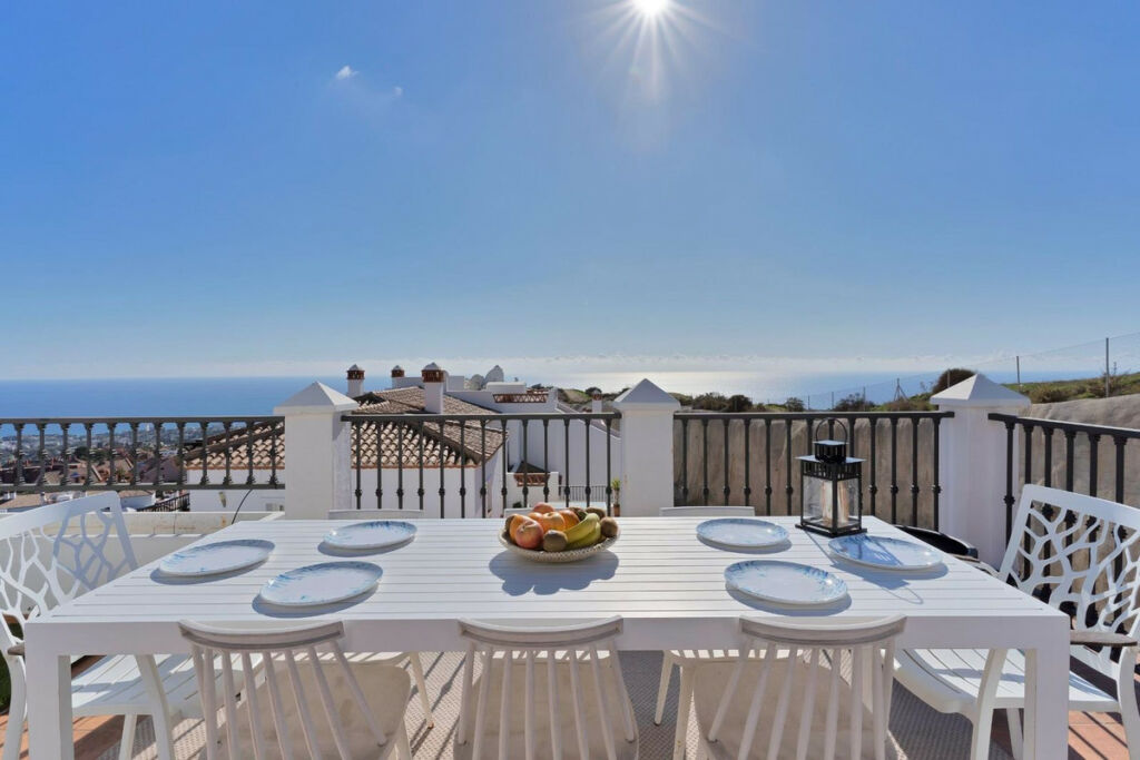 Penthouse Calahonda Málaga - image 37