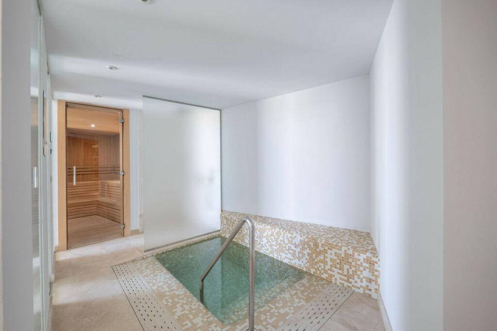 Ground Floor Apartment Benahavís Málaga - image 36