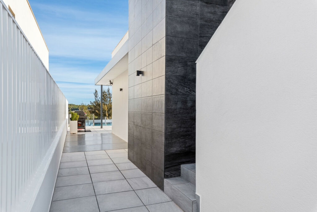 Detached Villa San Miguel de Salinas Alicante - image 34