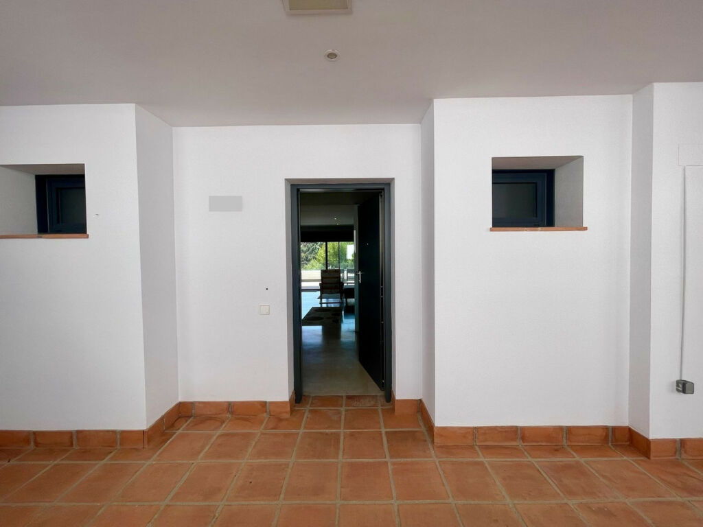 Middle Floor Apartment Estepona Málaga - image 36