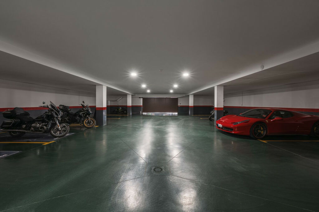 Detached Villa Sierra Blanca Málaga - image 36
