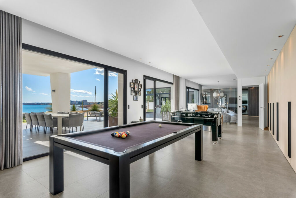 Detached Villa Cabo Roig Alicante - image 38