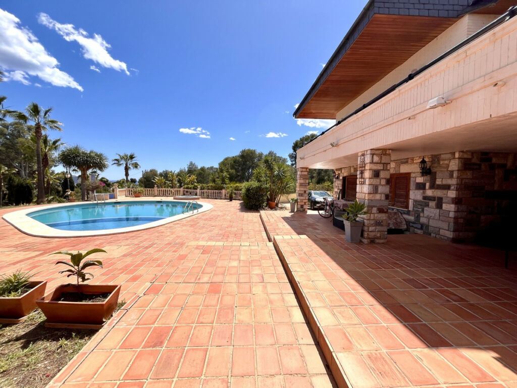 Detached Villa La Nucia Alicante - image 37