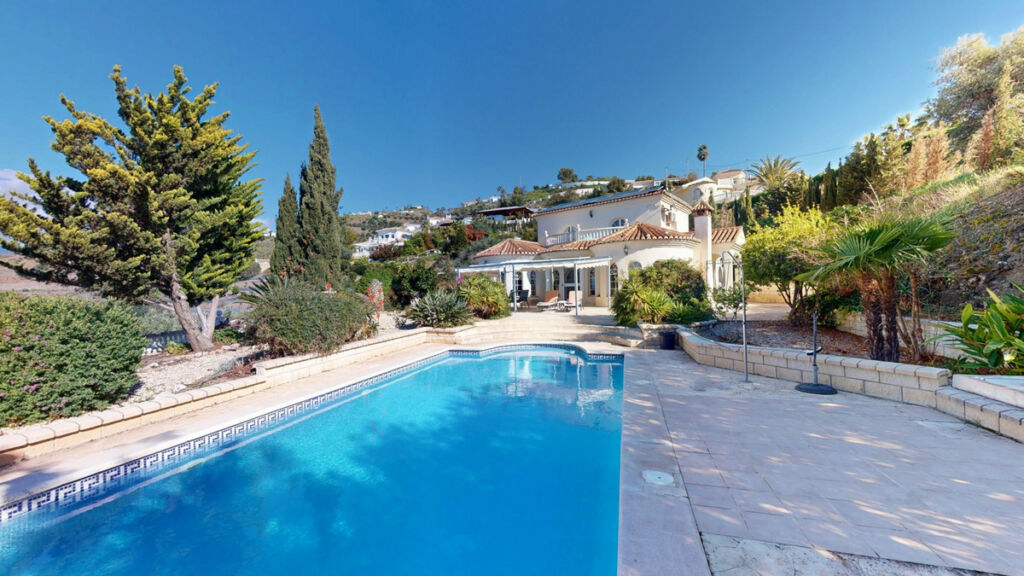 Detached Villa Algarrobo Málaga - image 37