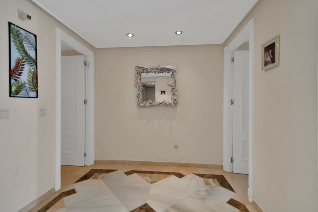 Ground Floor Apartment New Golden Mile Málaga - image 37