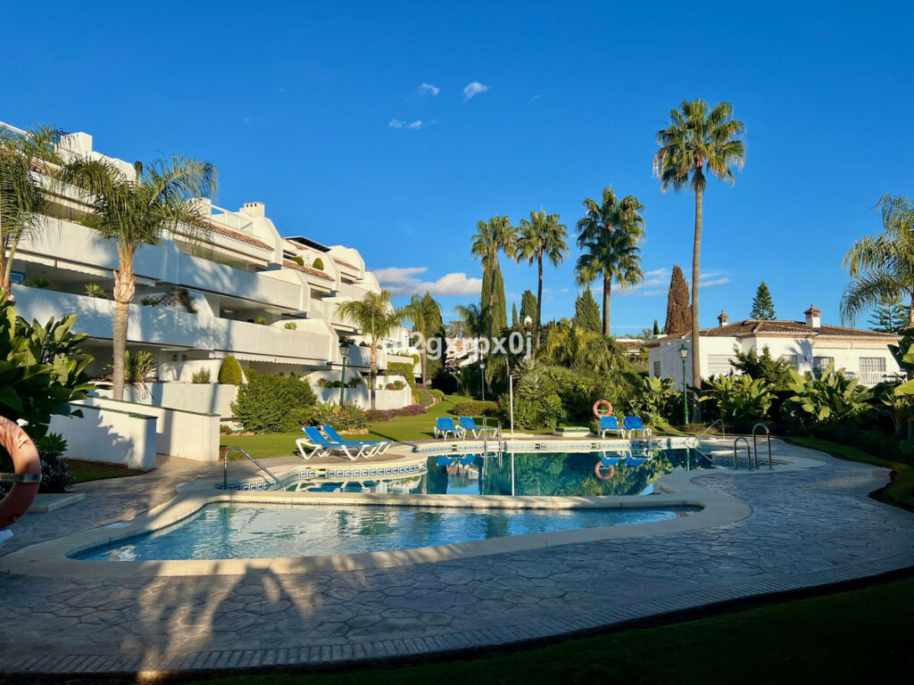 Middle Floor Apartment Bahía de Marbella Málaga - image 43