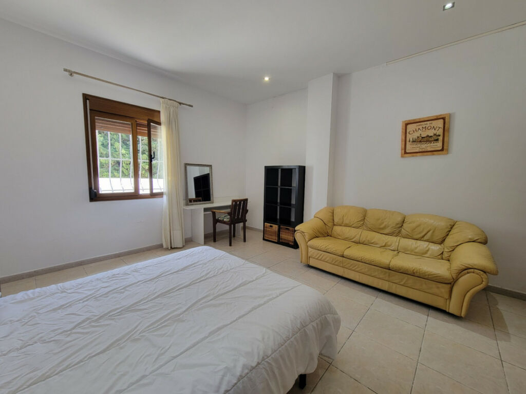 Detached Villa Moraira Alicante - image 38