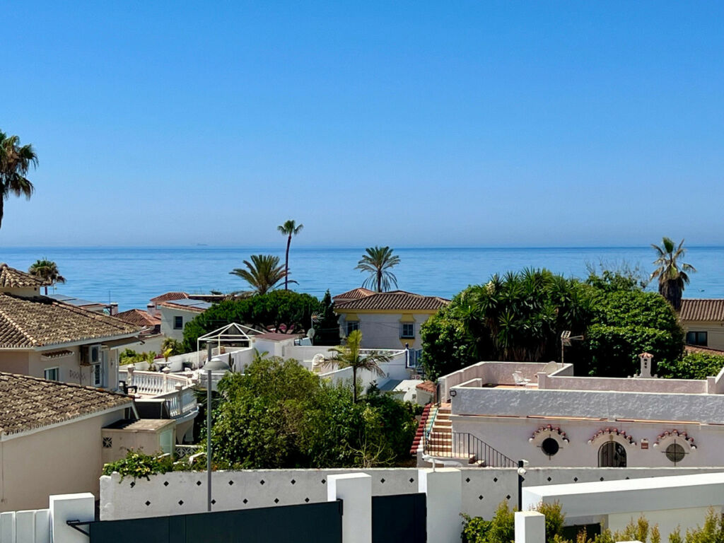Detached Villa Marbella Málaga - image 38