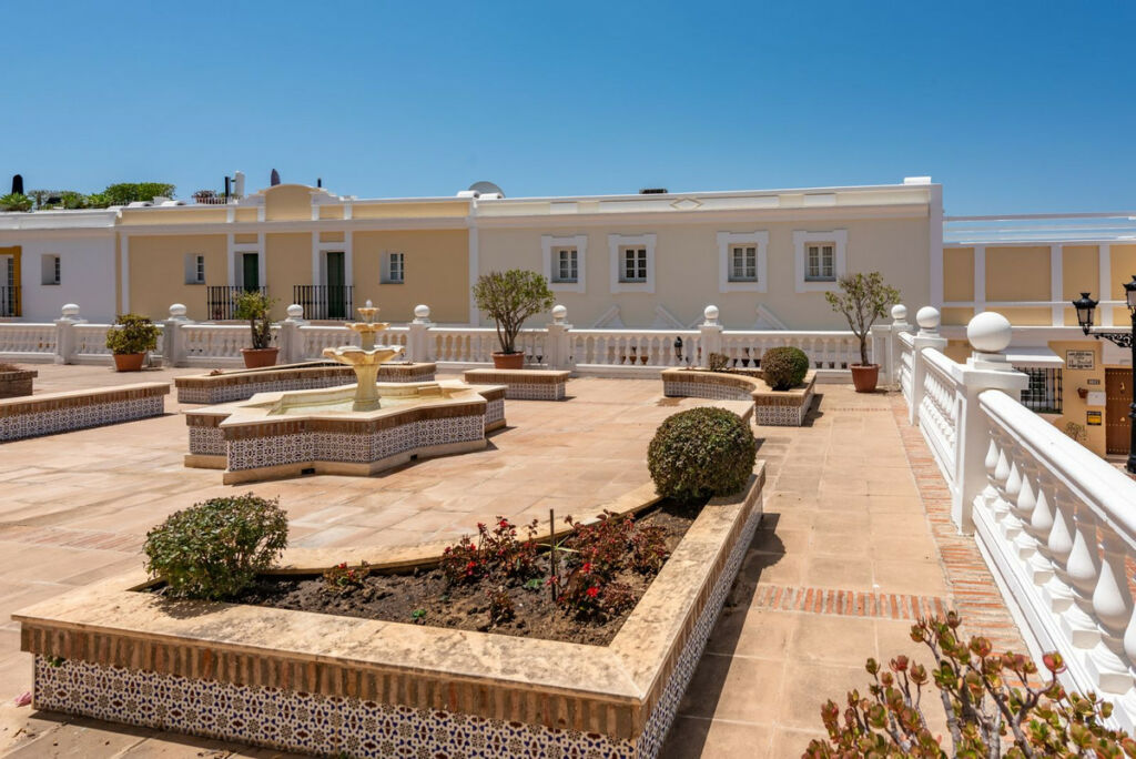 Townhouse Nueva Andalucía Málaga - image 39