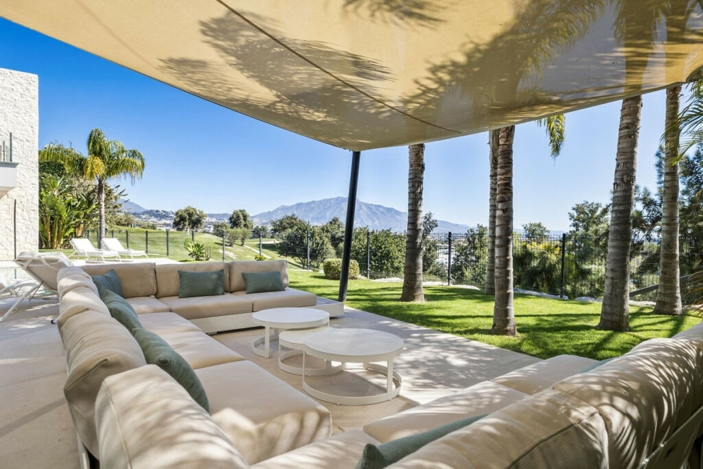 Detached Villa Benahavís Málaga - image 39