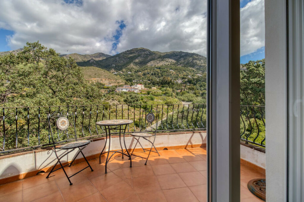 Detached Villa Mijas Málaga - image 38