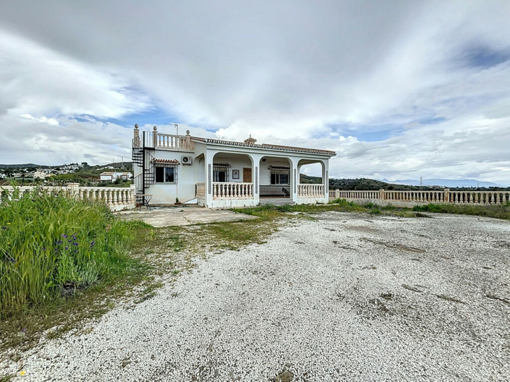 Detached Villa Chilches Málaga - image 39