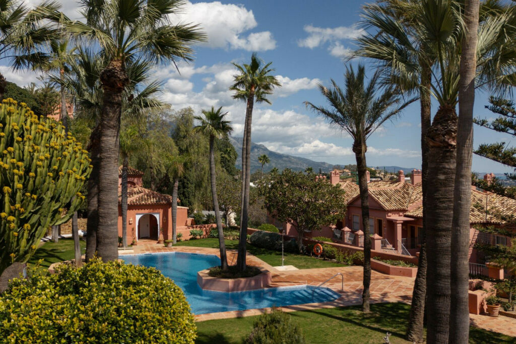 Townhouse Monte Halcones Málaga - image 39