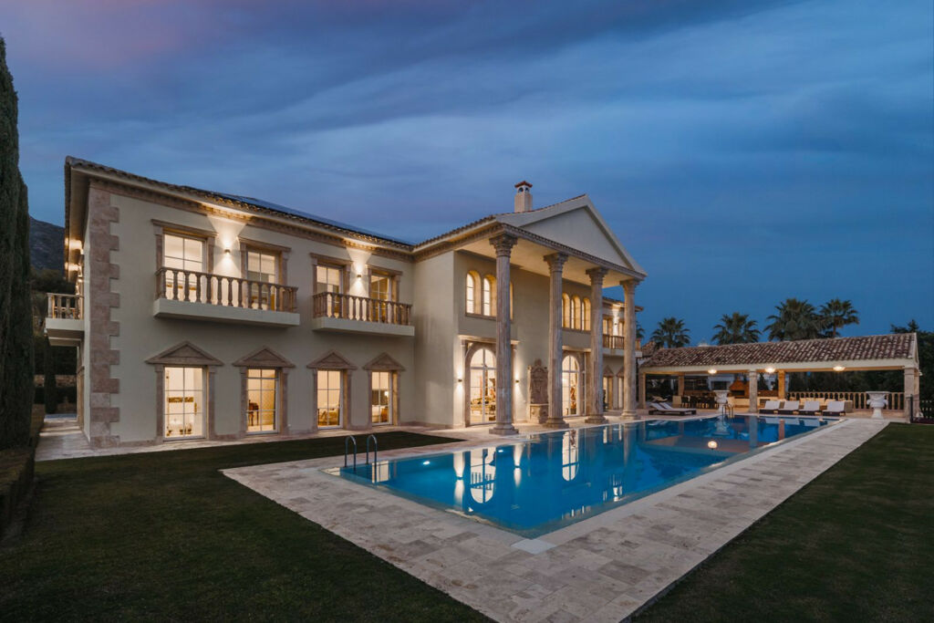Detached Villa Sierra Blanca Málaga - image 39