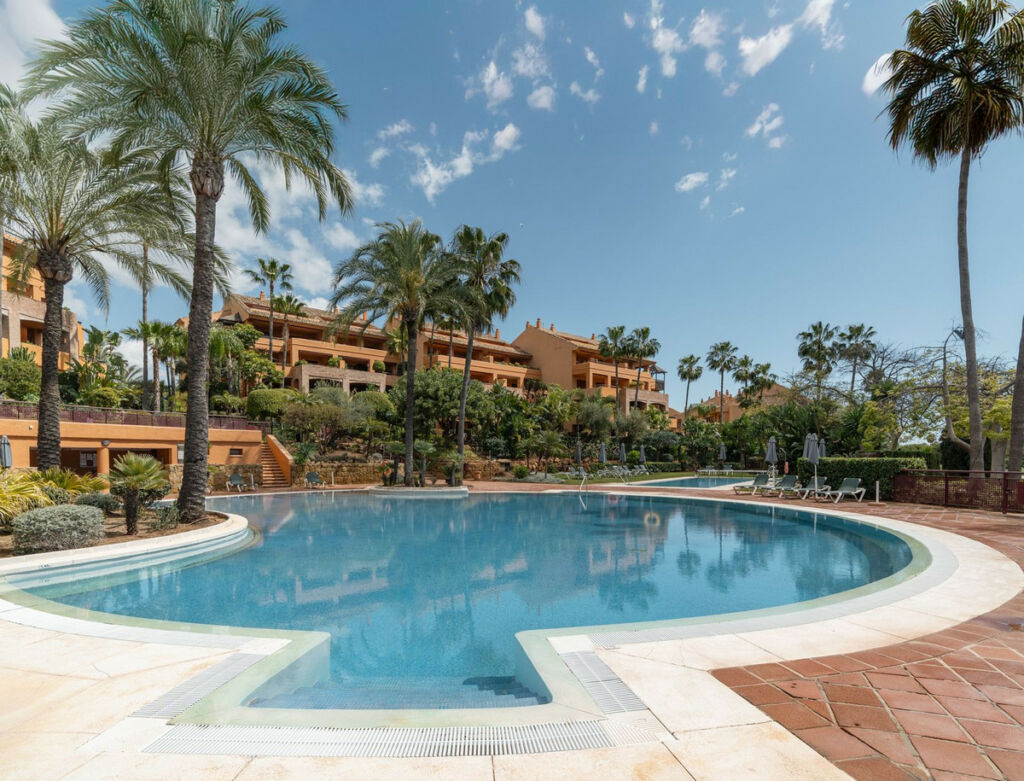 Ground Floor Apartment Bahía de Marbella Málaga - image 4