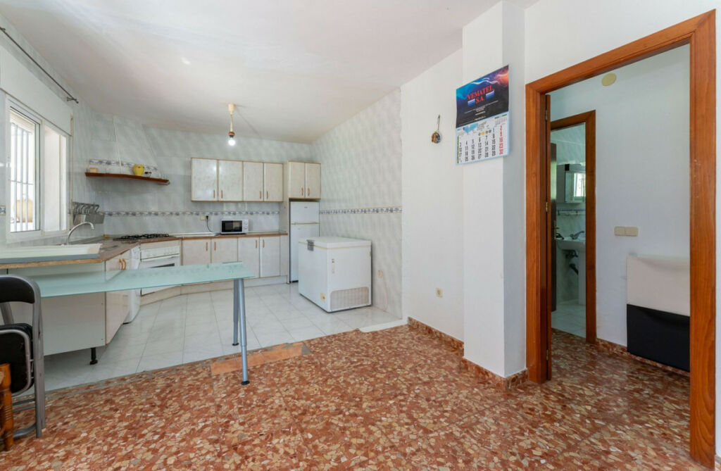 Detached Villa Coín Málaga - image 4