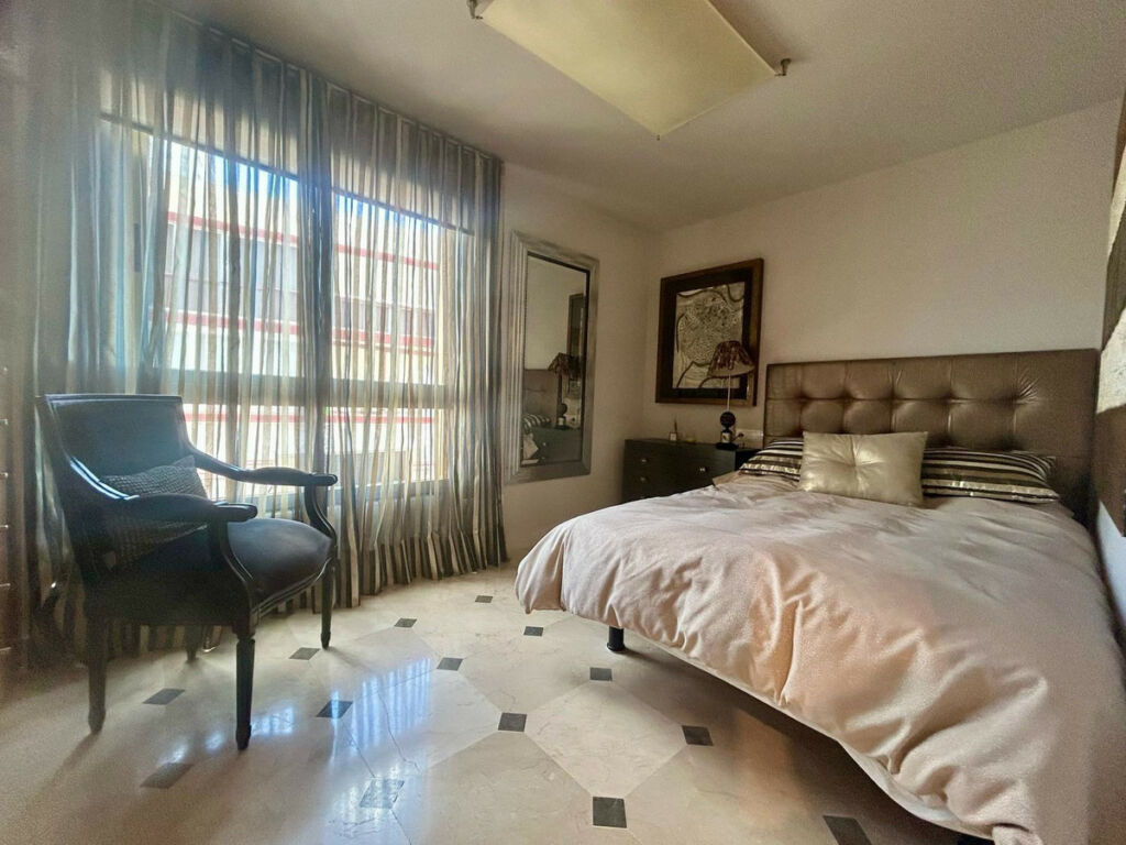 Middle Floor Apartment Benidorm Alicante - image 4