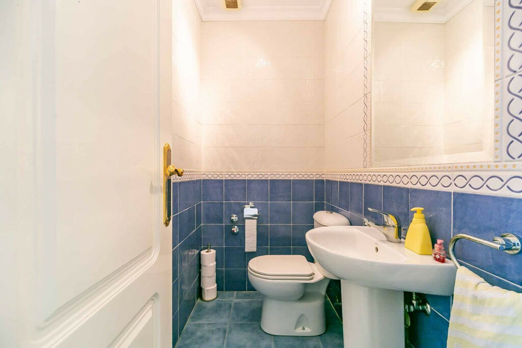 Townhouse Artola Málaga - image 4