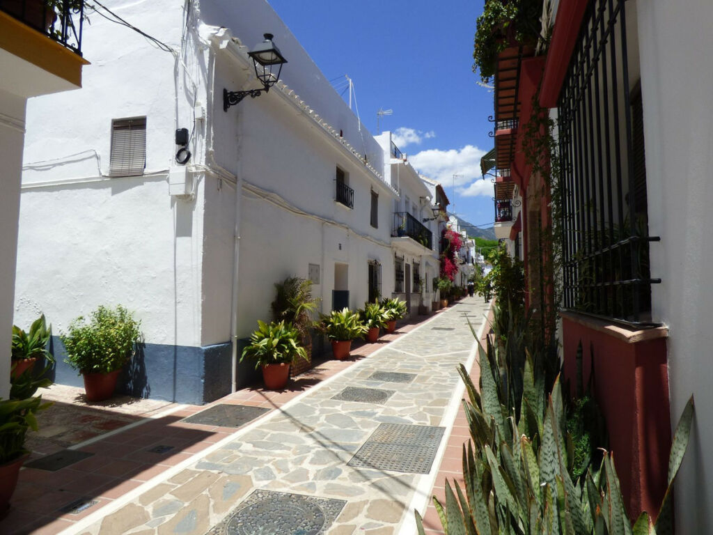 Residential Plot Marbella Málaga - image 4