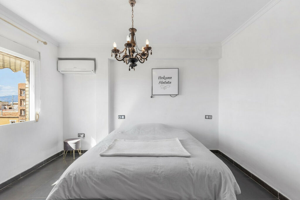 Middle Floor Apartment Daya Nueva Alicante - image 12