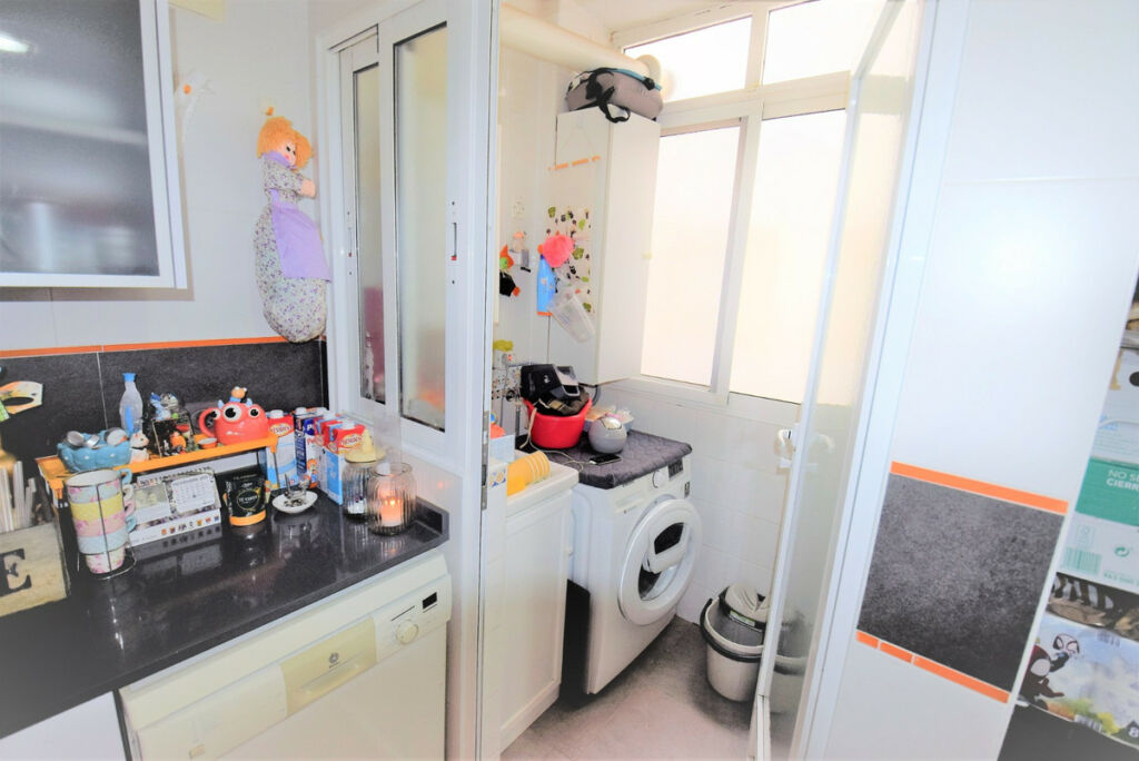 Middle Floor Apartment Catral Alicante - image 4