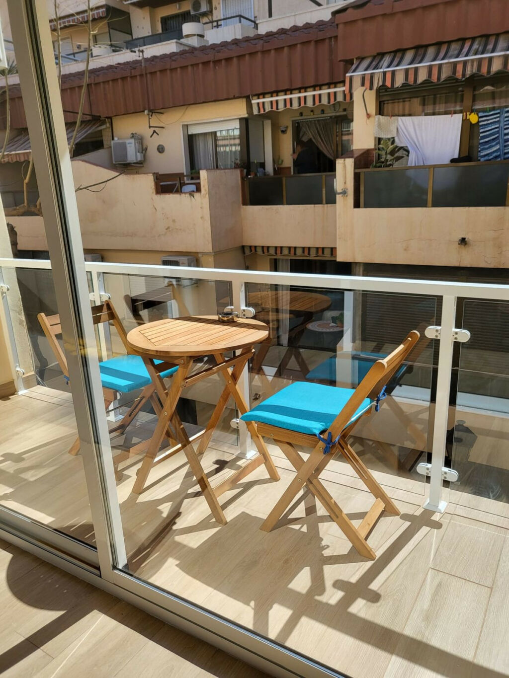 Middle Floor Apartment Los Boliches Málaga - image 2