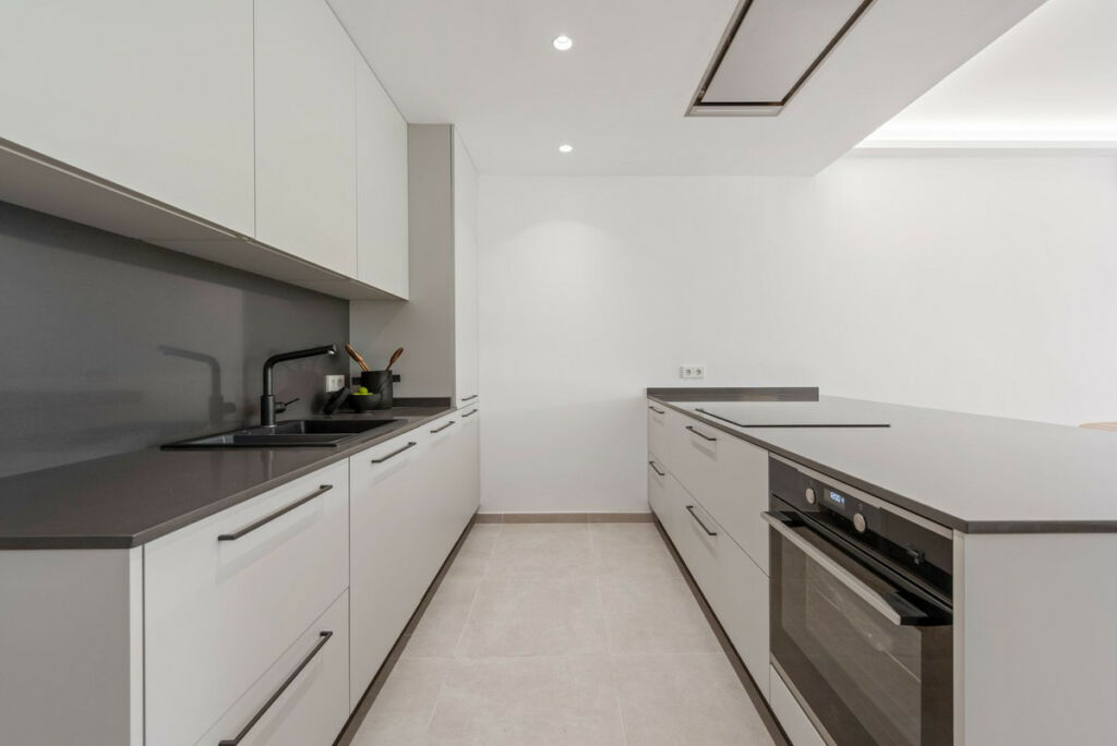 Townhouse Nueva Andalucía Málaga - image 6