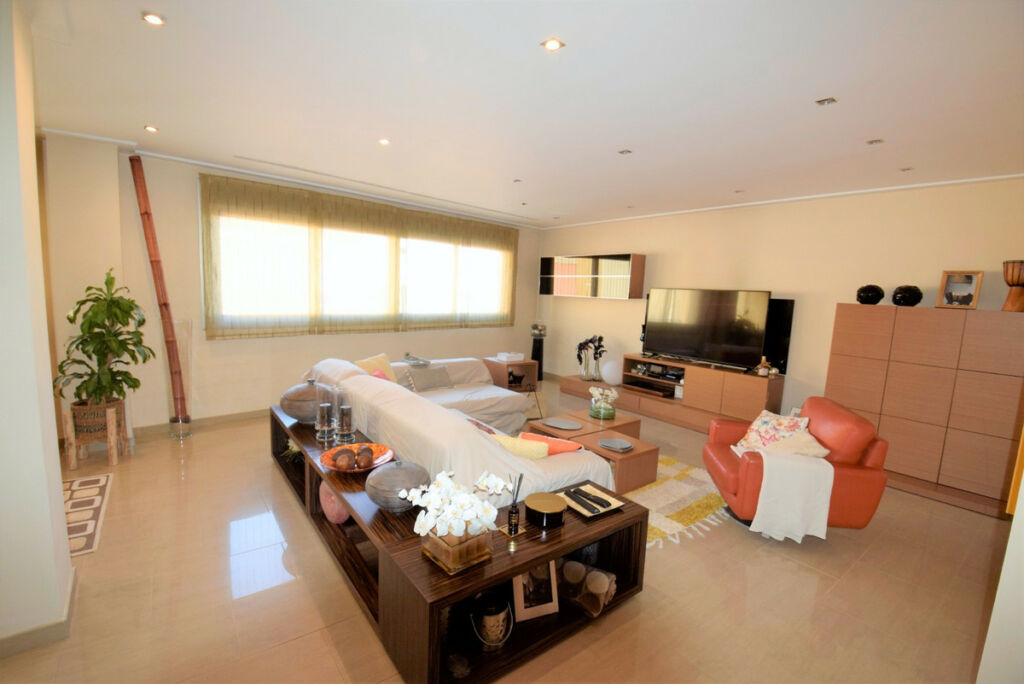 Townhouse Guardamar del Segura Alicante - image 4