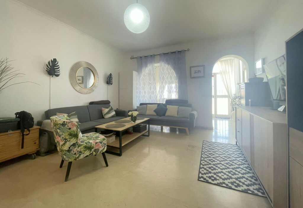 Ground Floor Apartment La Duquesa Málaga - image 4