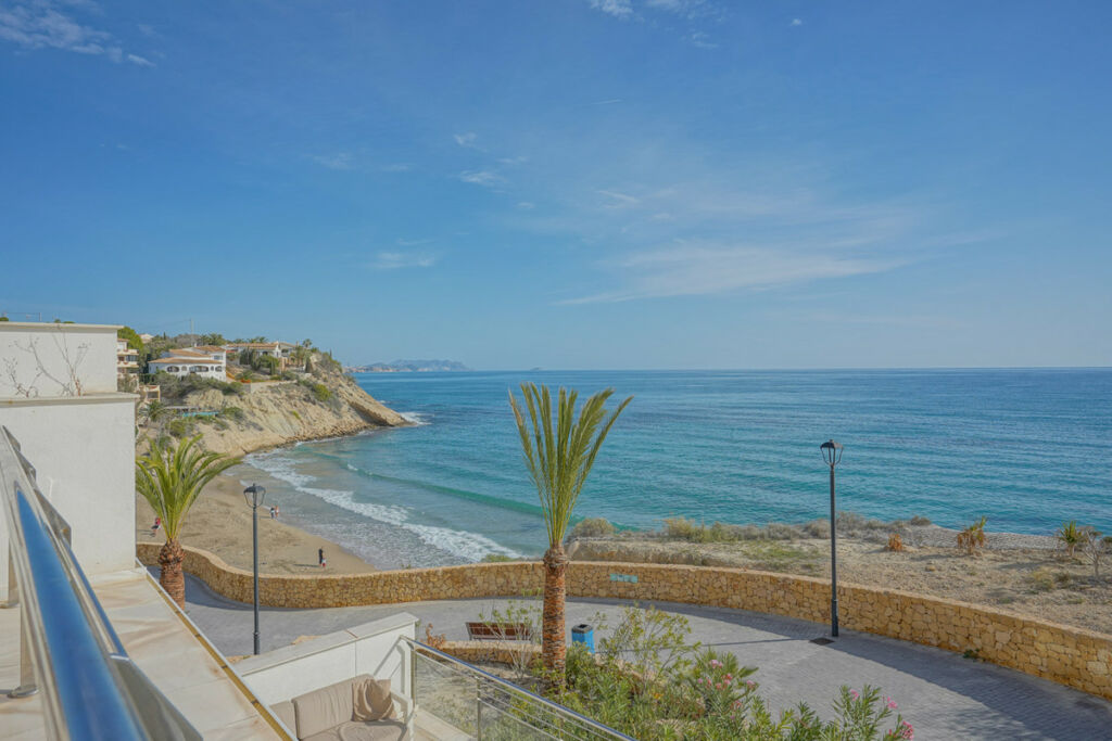 Middle Floor Apartment El Campello Alicante - image 4