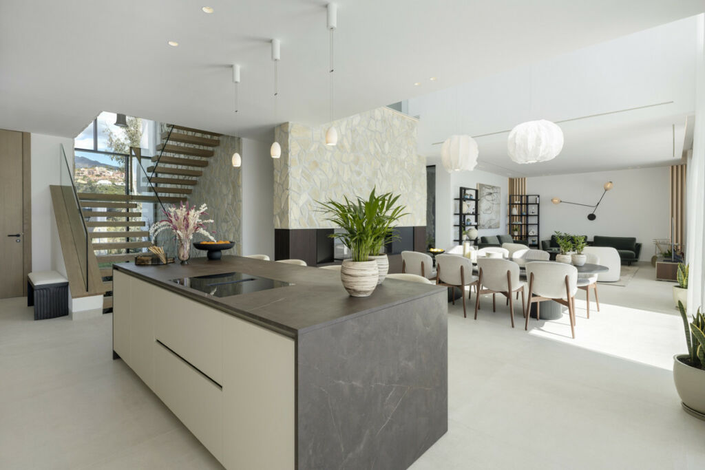 Detached Villa La Quinta Málaga - image 6