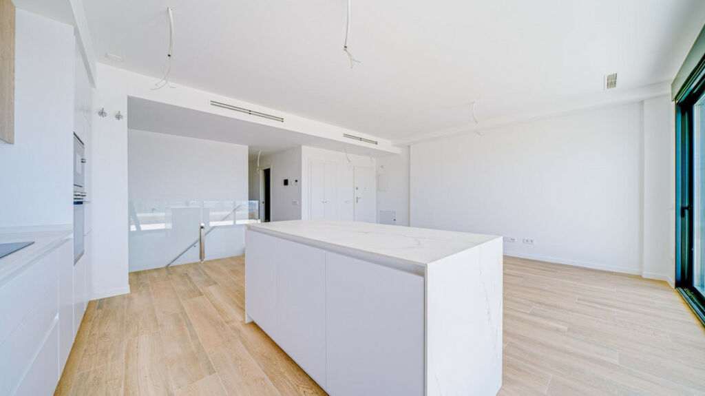 Duplex Finestrat Alicante - image 4