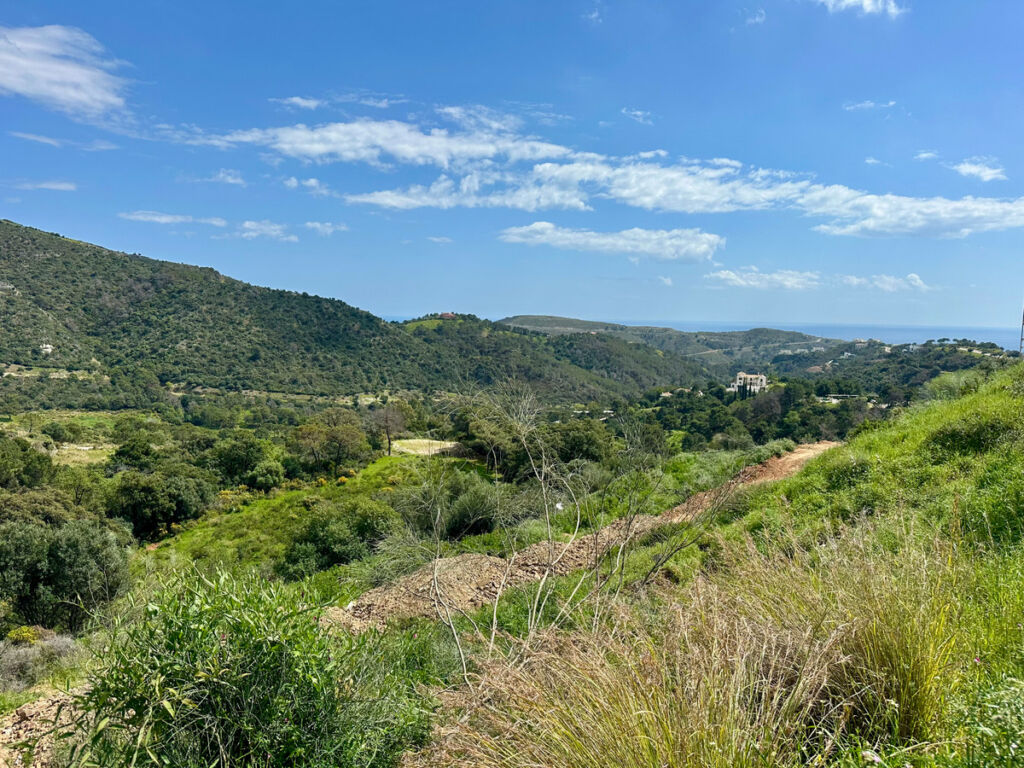Residential Plot Benahavís Málaga - image 4