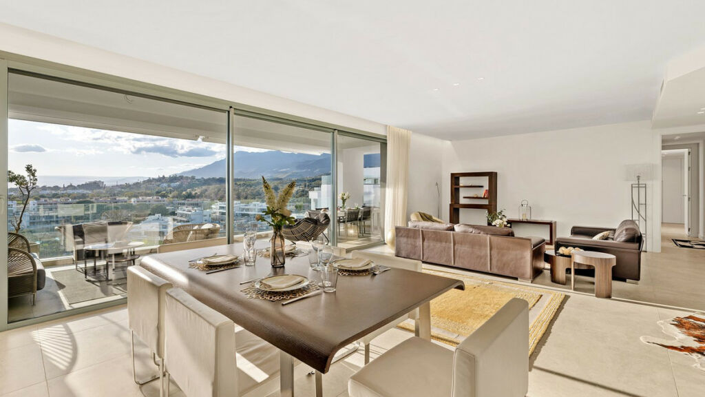 Middle Floor Apartment Santa Clara Málaga - image 4