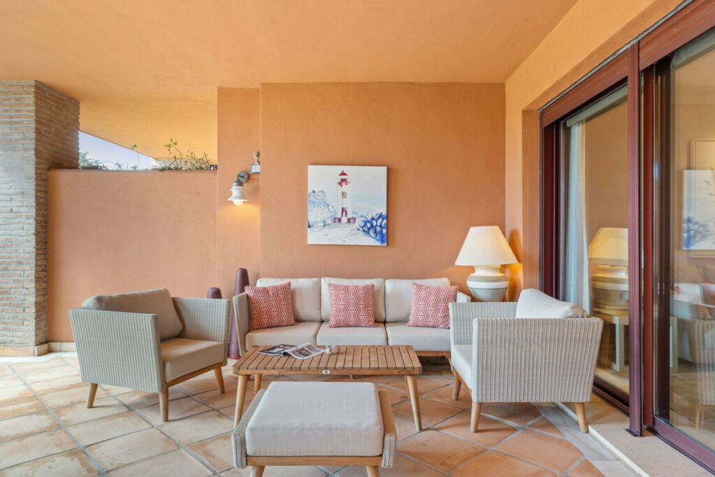 Ground Floor Apartment Bahía de Marbella Málaga - image 5