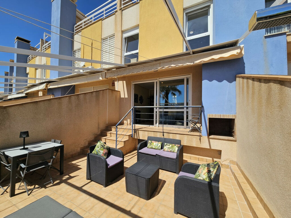 Detached Villa Cabo Roig Alicante - image 4
