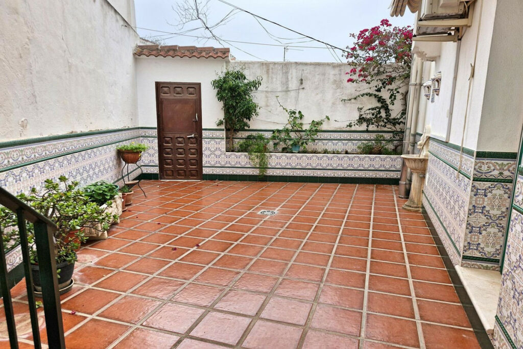 Townhouse Guaro Málaga - image 4