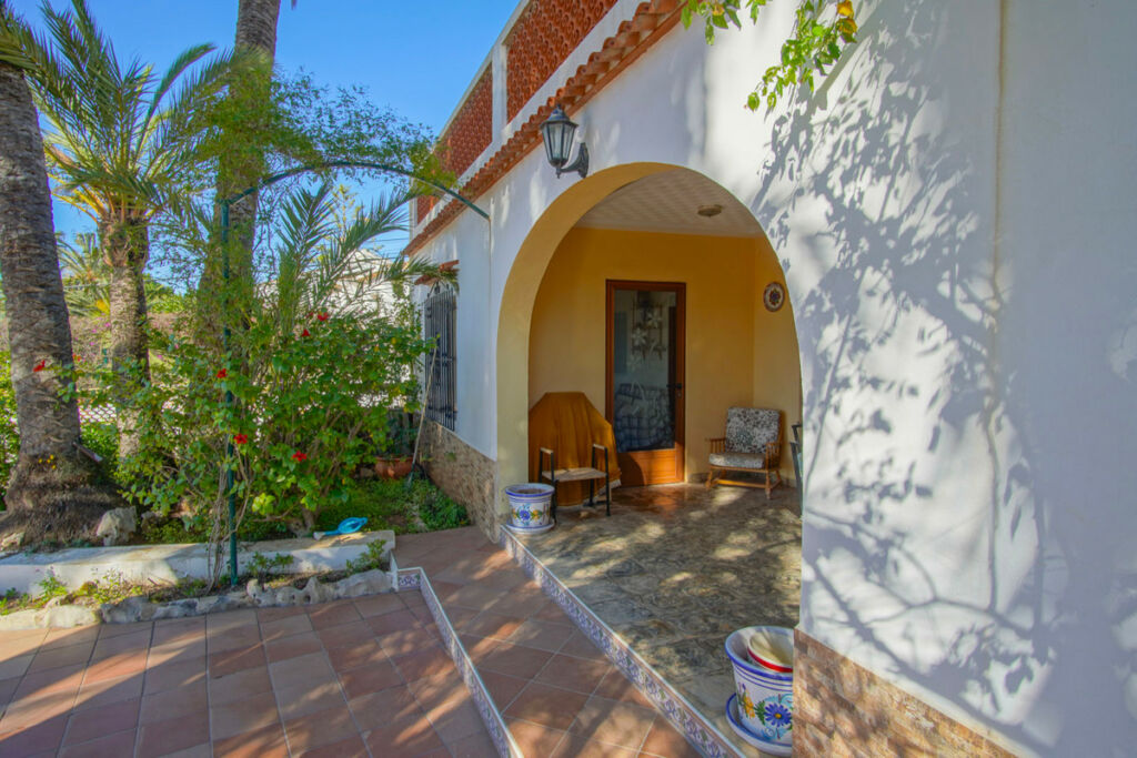 Detached Villa Javea Alicante - image 4