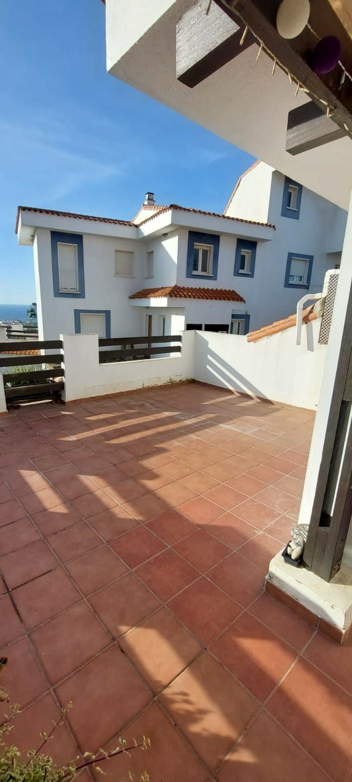 Middle Floor Apartment Manilva Málaga - image 4
