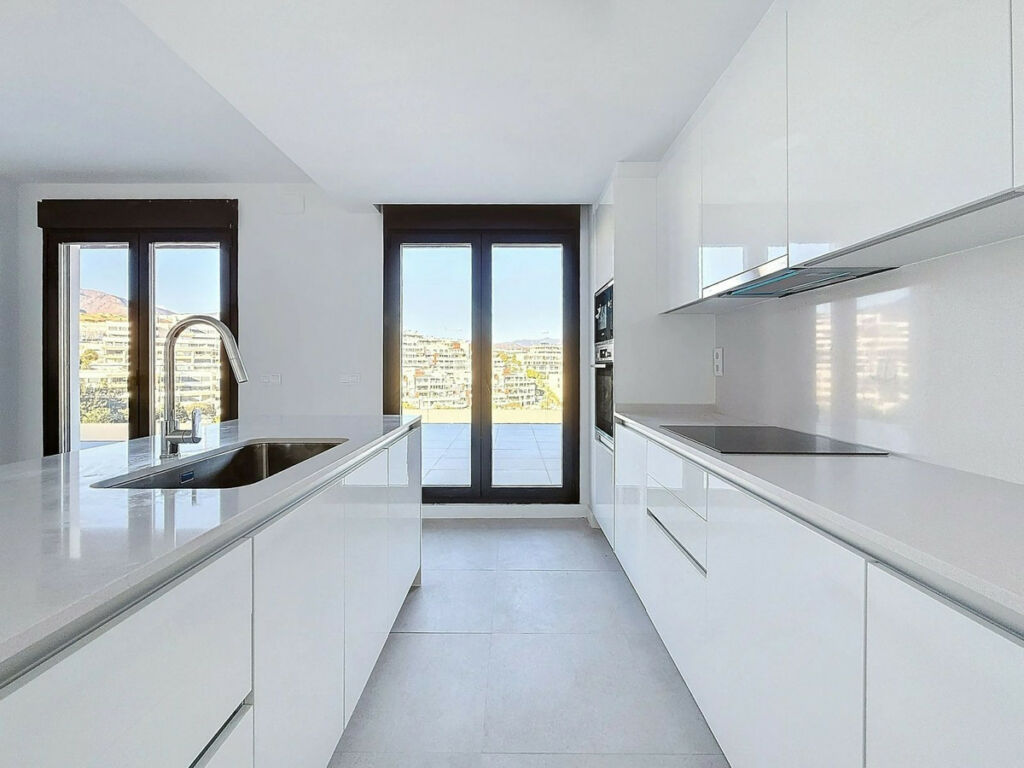 Penthouse Estepona Málaga - image 3