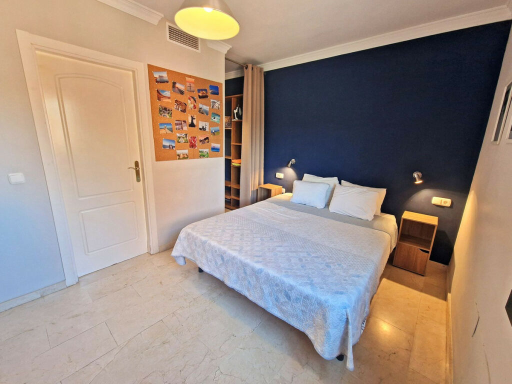 Penthouse Elviria Málaga - image 4