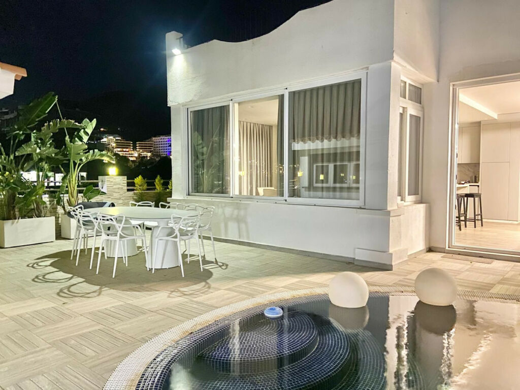 Semi-Detached House Fuengirola Málaga - image 4