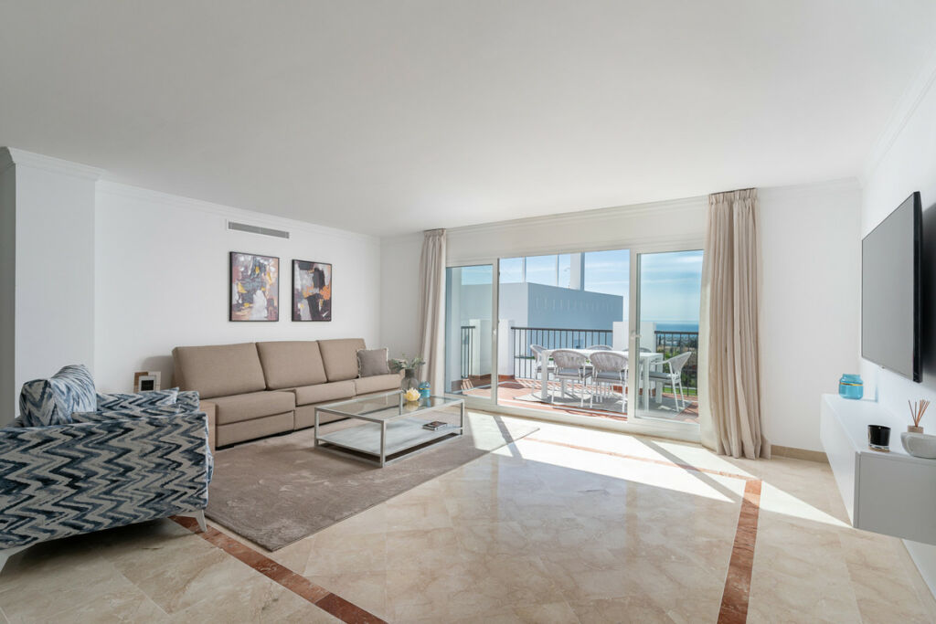 Penthouse Duplex Benahavís Málaga - image 4