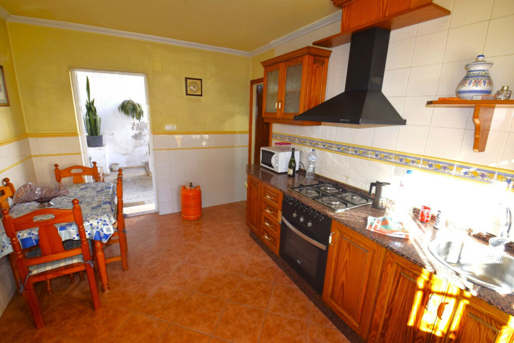 Semi-Detached House Guardamar del Segura Alicante - image 4