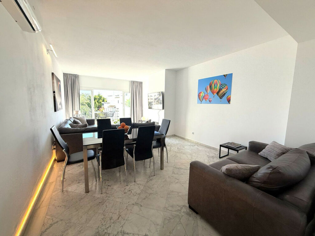 Penthouse Duplex Puerto Banús Málaga - image 4