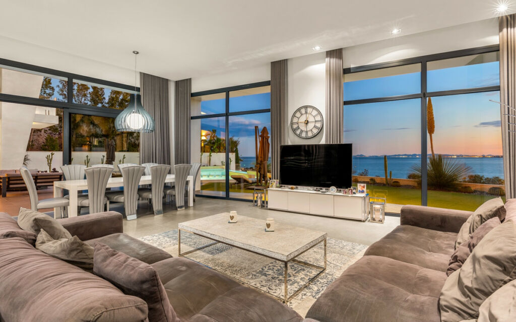 Detached Villa Cabo Roig Alicante - image 8
