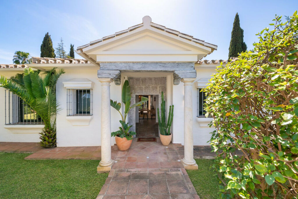 Detached Villa Hacienda Las Chapas Málaga - image 40